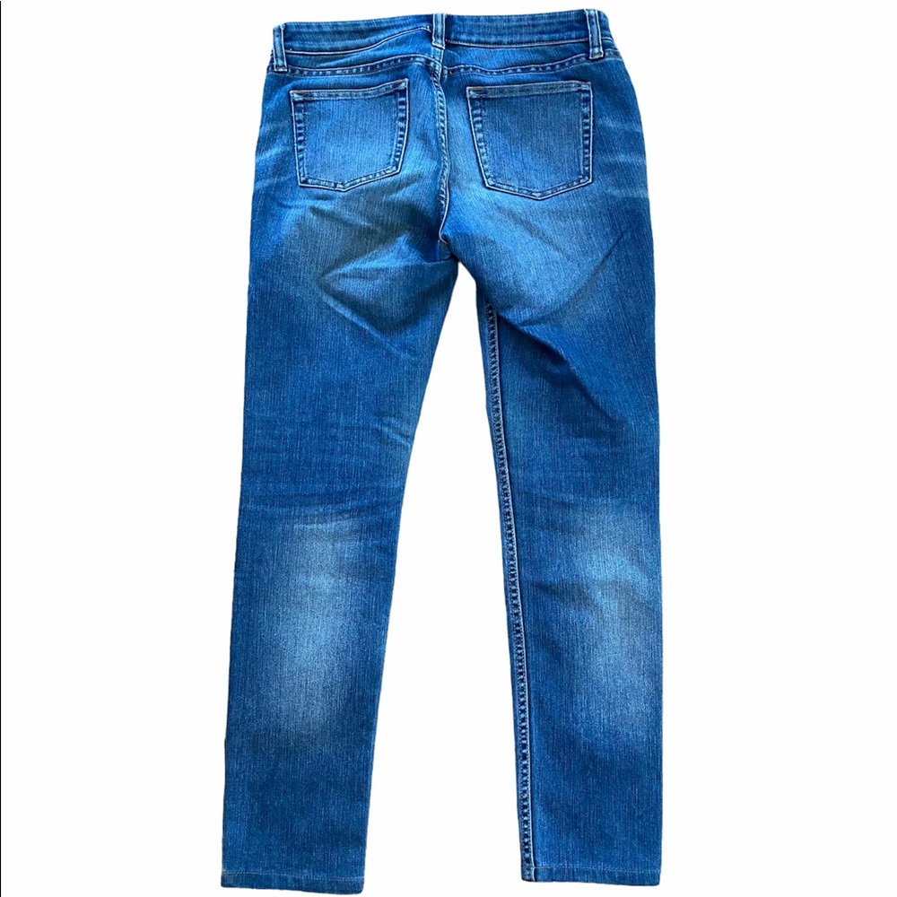 Comfortable Uniqlo size 4 skinny jeans - Picture 2 of 3